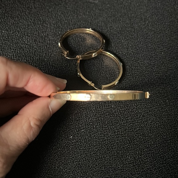 10K Gold Bracelet and Earring Set with Cartier Styling - Picture 3 of 12